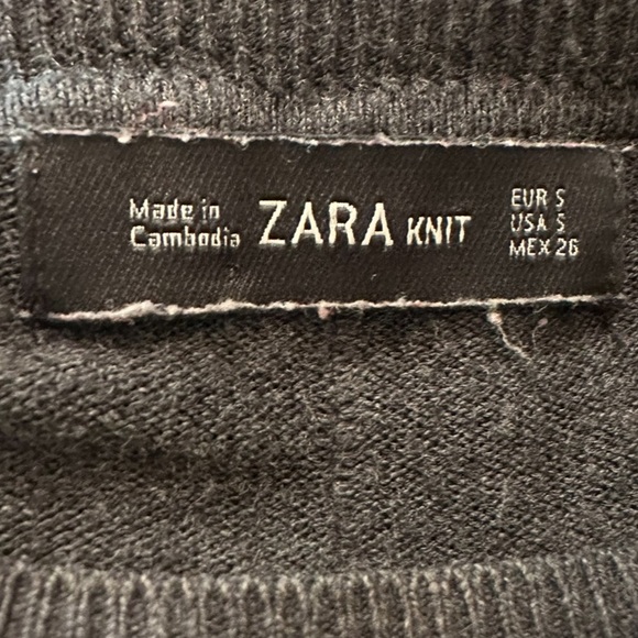 Zara Knit Women's Dark Gray Casual Sweater with Slit Size Small - Picture 8 of 8